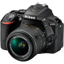 Nikon D5500 + 18-55mm VR II